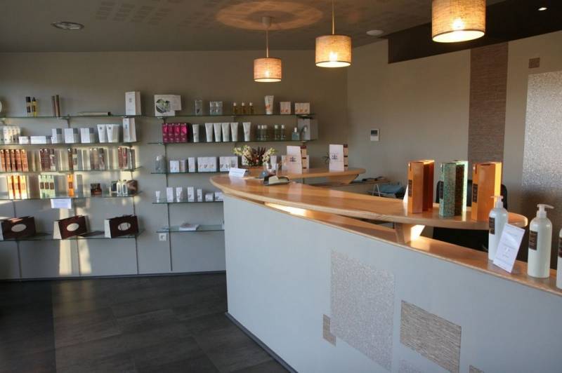 Aménagement d’intérieur d’un local commercial en spa à Boulieu Les Annonay en Ardèche